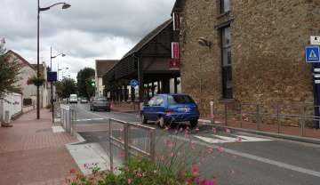 La rue principale permet de relier Bussy-Saint-Georges et Torcy